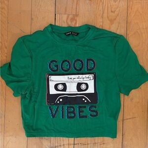 Green Good Vibes Cropped Tee